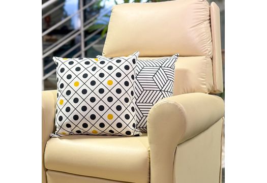 capa_de_almofada_vizapi_45x45cm_monaco_preta_branca_e_dourado_2139 -5-